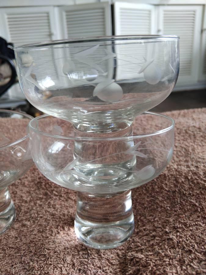 Vintage Mid Century Glass Footed Bubble Pedestal Etched Couo Champagne Glasses