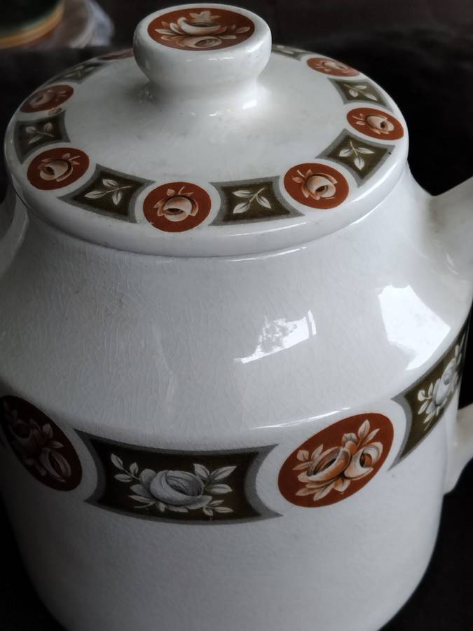 Vintage Midwinter Stylecraft Cameo Coffee Tea Pot Design John Russell