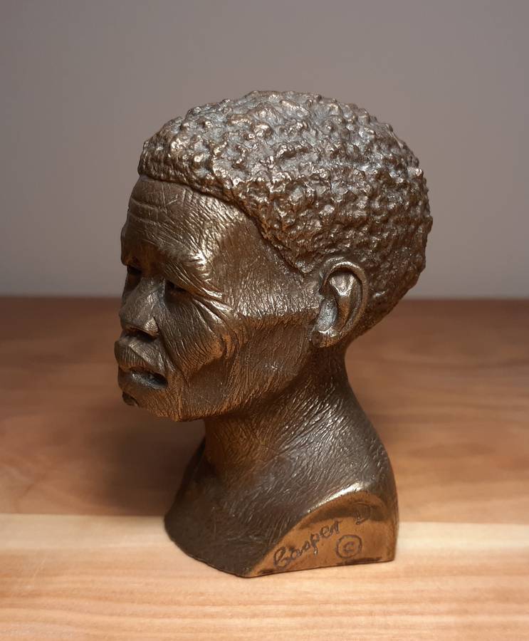 Investment Art - Casper Darare (1952 - 2001) Bronze Overlay Sculpture - Bushman Man, No.8