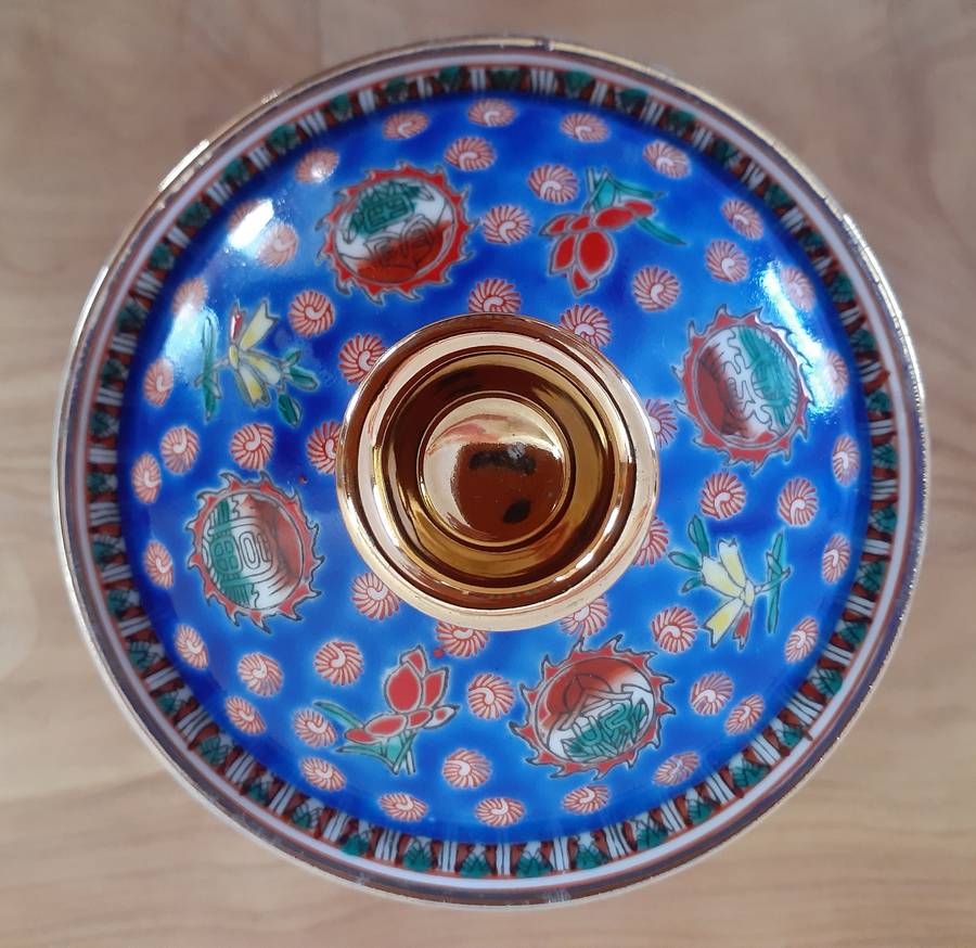 Beautiful Chinese 3-Piece Jingdezhen Porcelain Tea Bowl, Lid and Saucer
