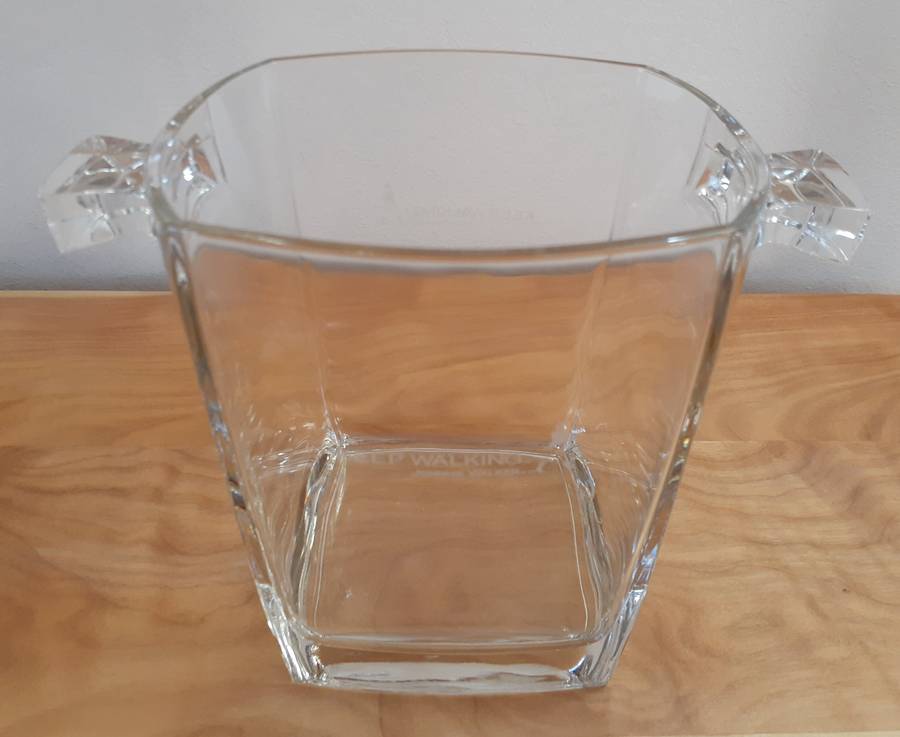 Great Gift! Johnny Walker Scotch Whiskey Glass Ice Bucket ~KEEP WALKING~