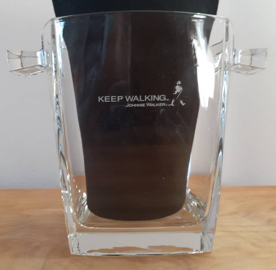 Great Gift! Johnny Walker Scotch Whiskey Glass Ice Bucket ~KEEP WALKING~