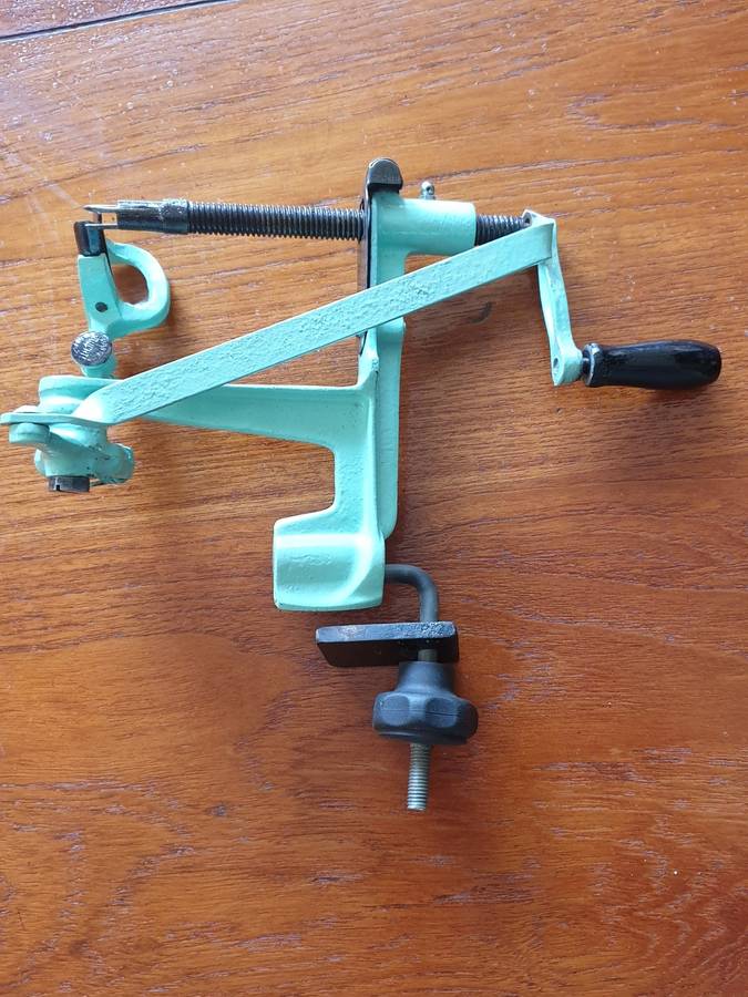 Vintage Drucker Apple peeler late 1800's