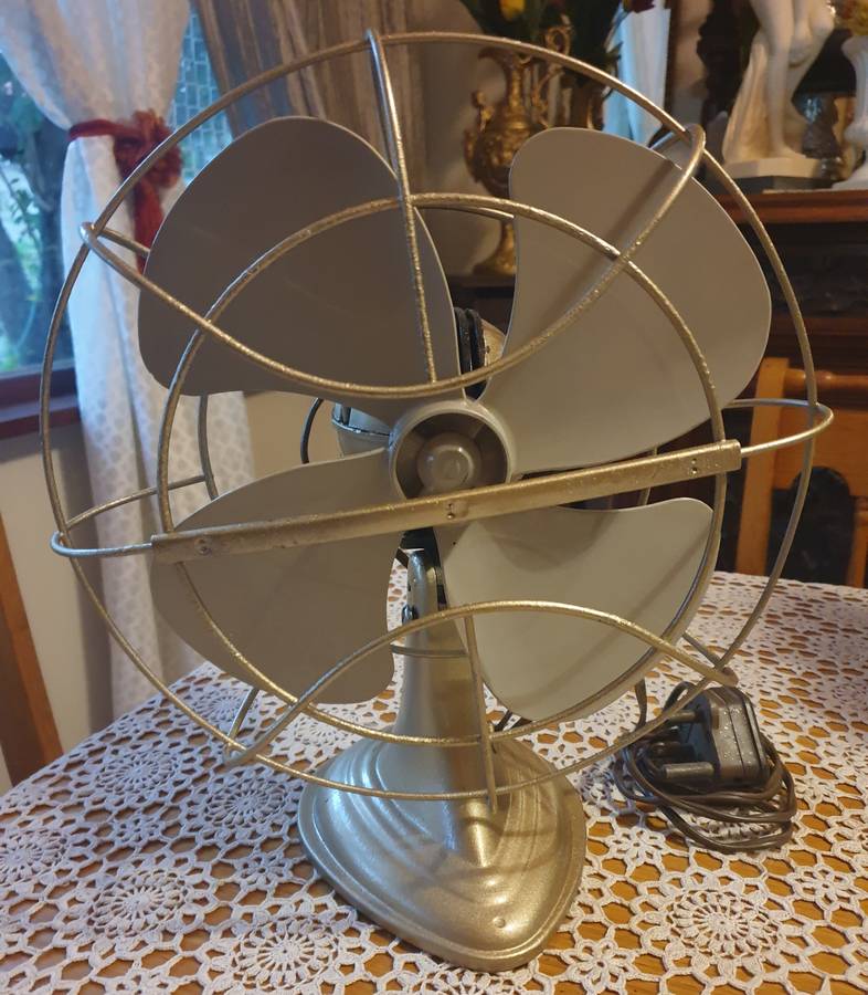 VINTAGE WESTINGHOUSE ART DECO   ELECTRIC FAN 1950's!