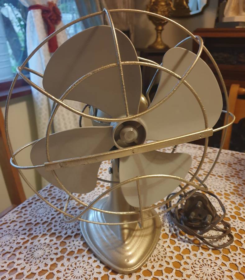 VINTAGE WESTINGHOUSE ART DECO   ELECTRIC FAN 1950's!