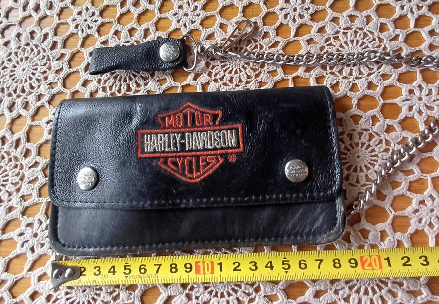 Harley-Davidson Men's Vintage Leather Biker Wallet with Chain & Clip