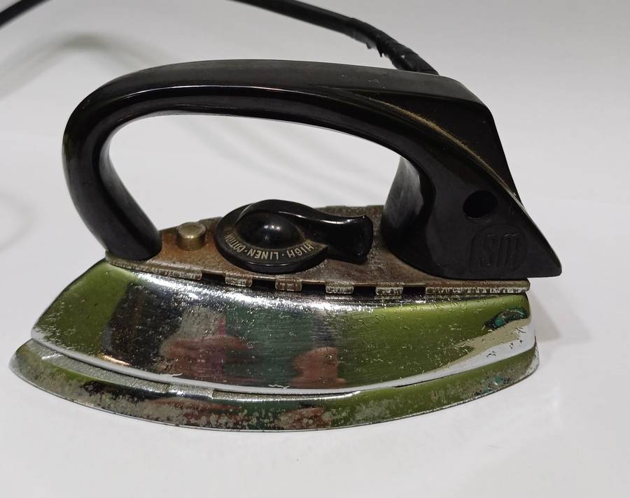 Electric Travel Iron