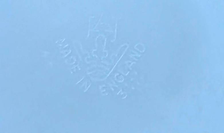 Stunning old Vintage Bowl