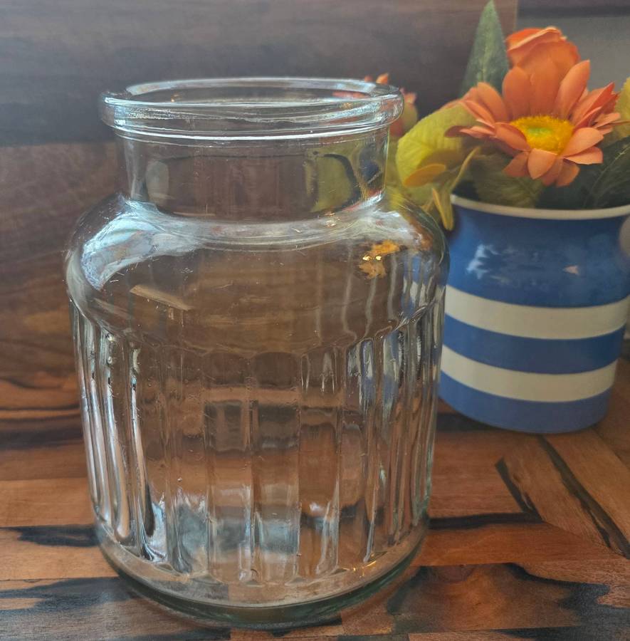 CLEAR GLASS JAR