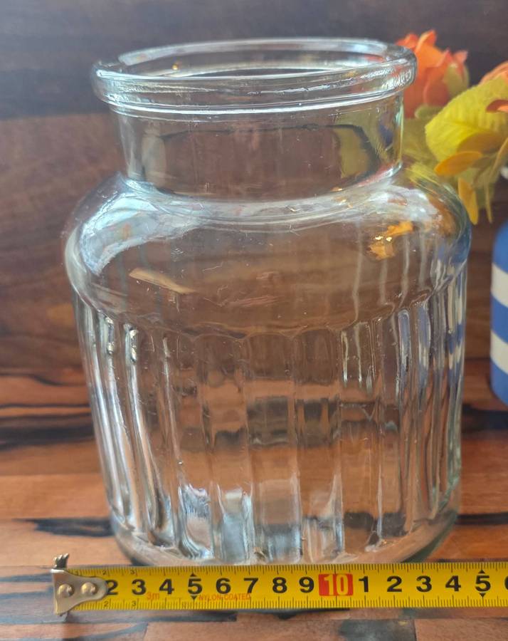 CLEAR GLASS JAR