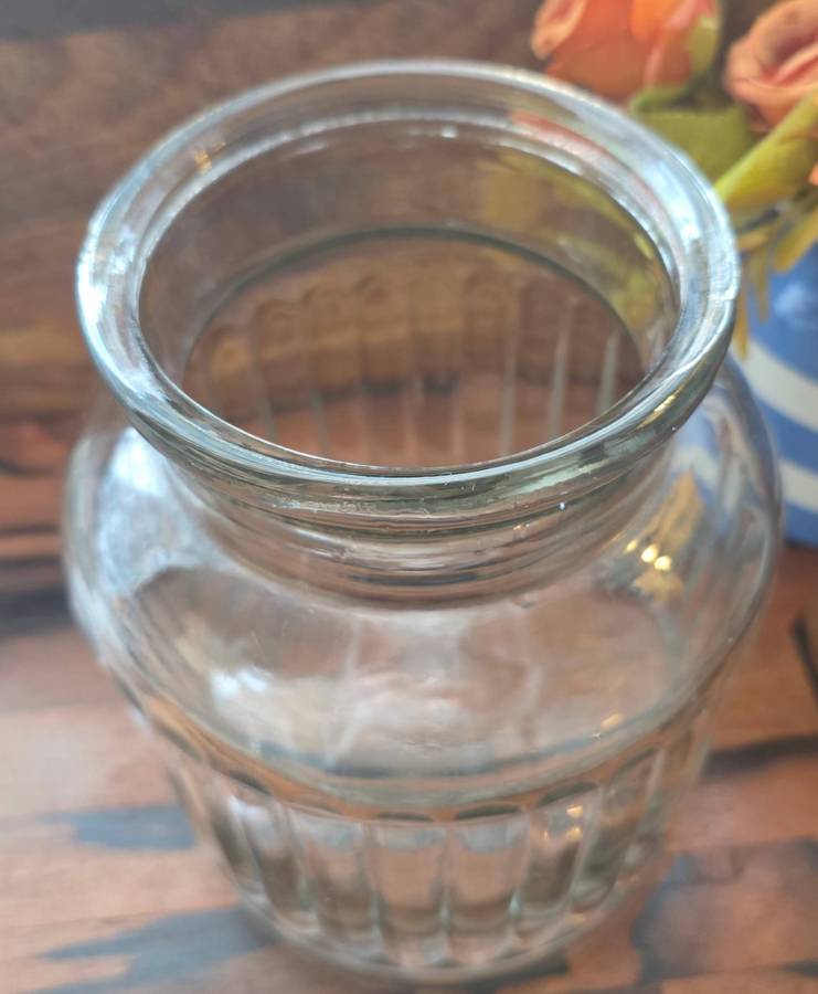 CLEAR GLASS JAR