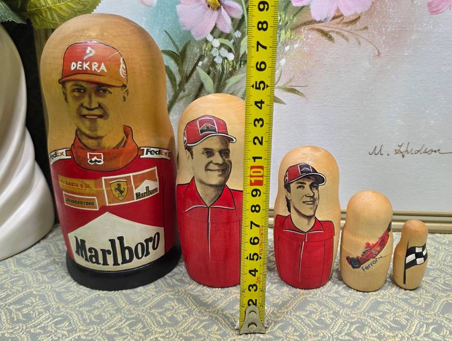 Matryoshka Marlboro dolls