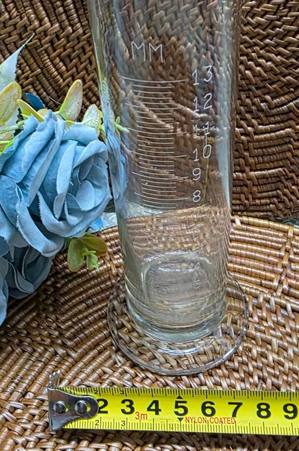 MEASURING CYLINDER