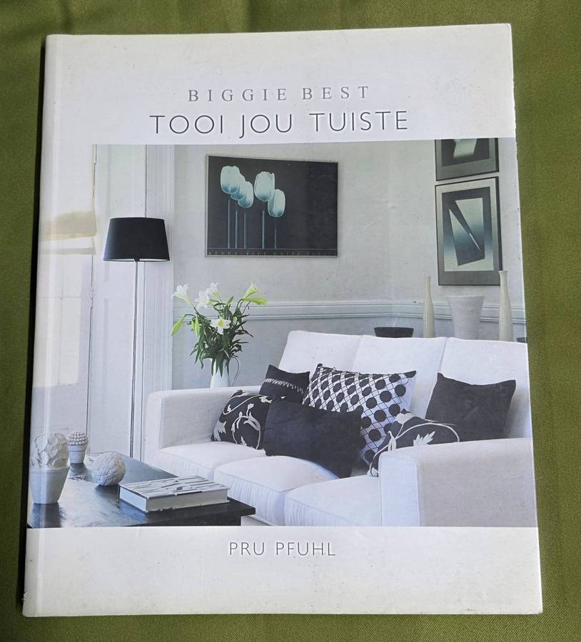 BIGGIE BEST TOOI JOU TUISTE | 10 |