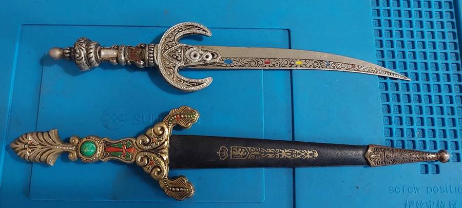 Set of two display daggers / letter openers.