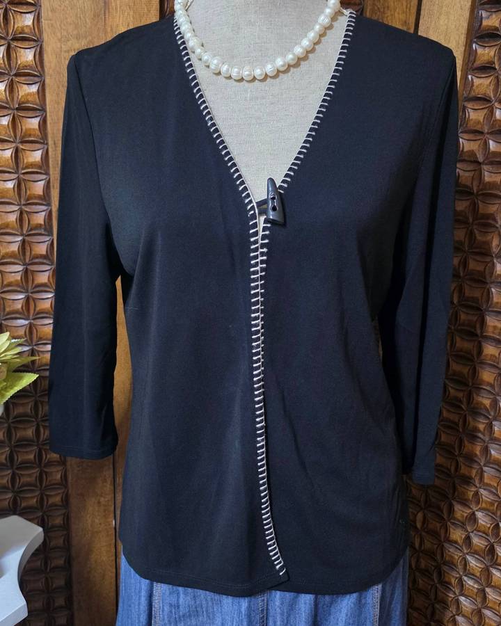 Josephine Chaus TRUE BLACK SWEATER