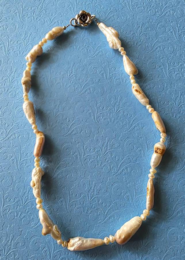 Natural Baroque Pearl White Freshwater Pearl | 15 |