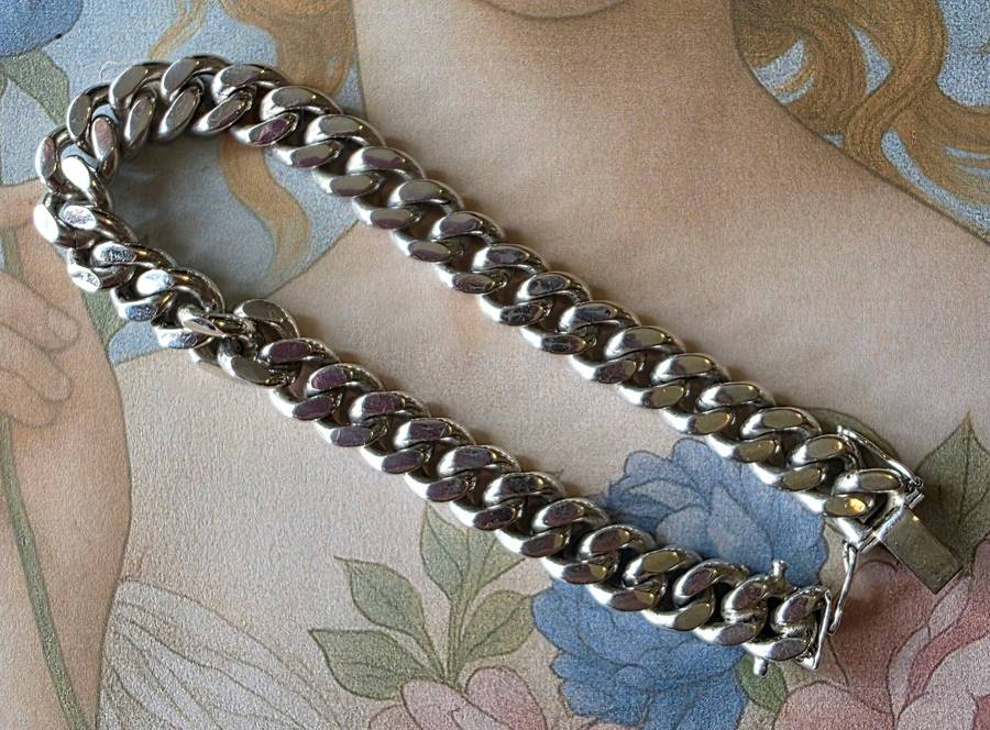 CHUNCKY 47.41 GRAMS  GERMAN 800 SILVER BRACELET
