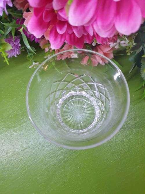 SMALL CRYSTAL VASE