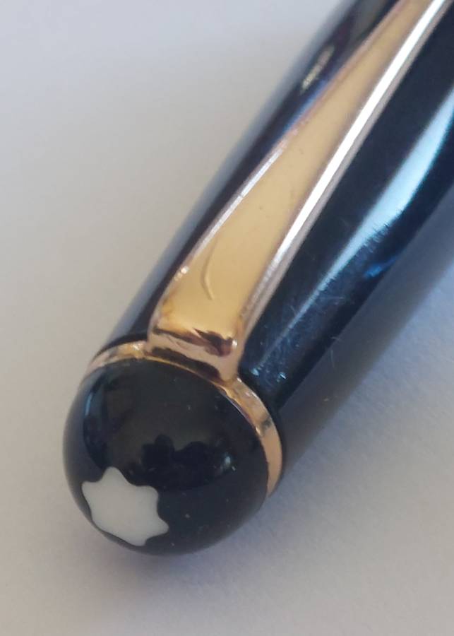 Vintage Montblanc 342 fountain pen working just needs ink Value R3500