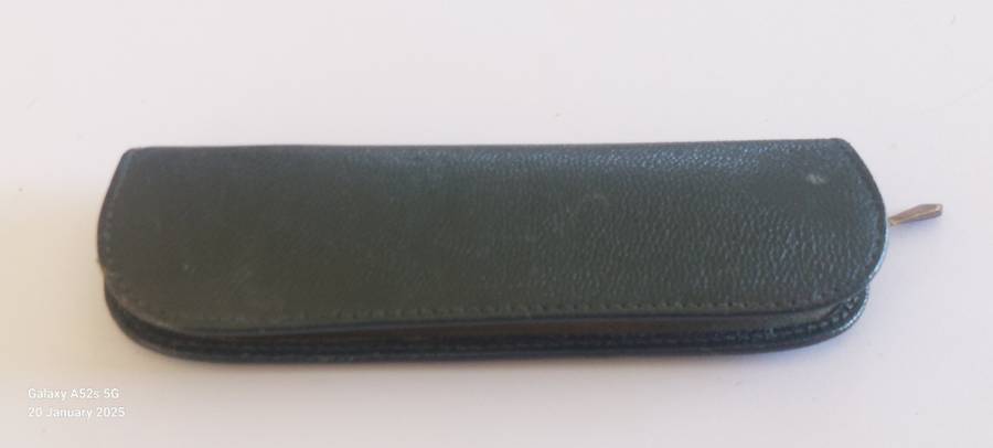 Vintage Montblanc 342 fountain pen working just needs ink Value R3500