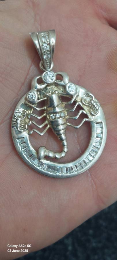 Spectacular large vintage sterling silver cz Scorpian pendant 21.8g Value R2500