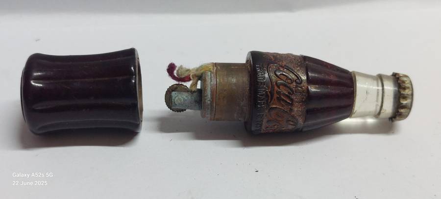 Rare!! Vintage Coca cola bottle fuel lighter Wow!!
