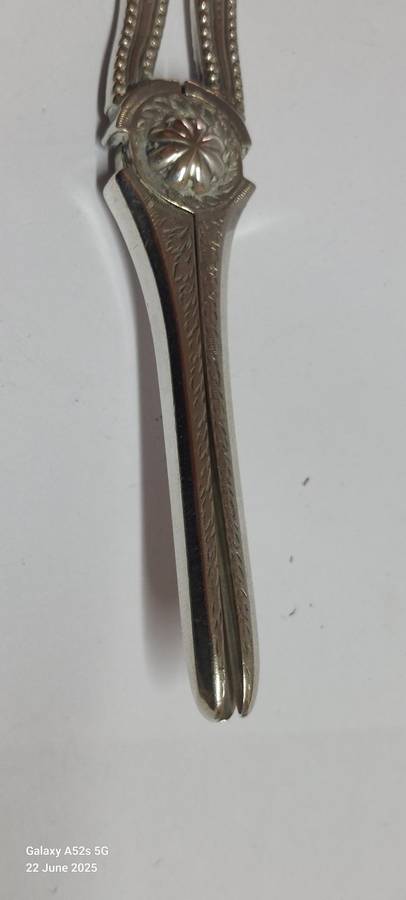 Very Rare!! 1888 Exeter silver grape scissors 86.7g Value R5500 WOW!!