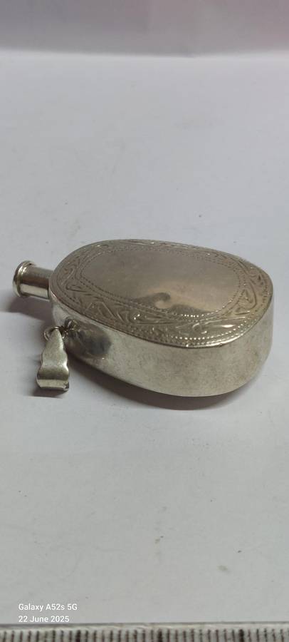 Gorgeous vintage sterling silver perfume bottle pendant 10.1g