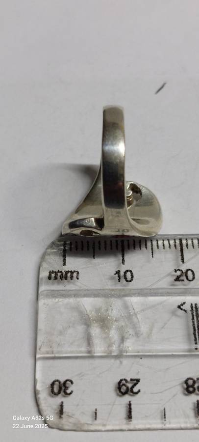 Vintage sterling silver coral ring 6.7g