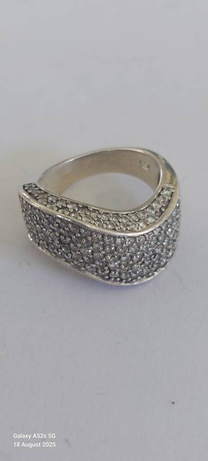 Spectacular vintage sterling silver cz ring 7.5g