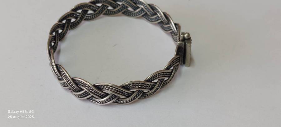 Spectacular vintage sterling silver woven look bracelet 20.1g
