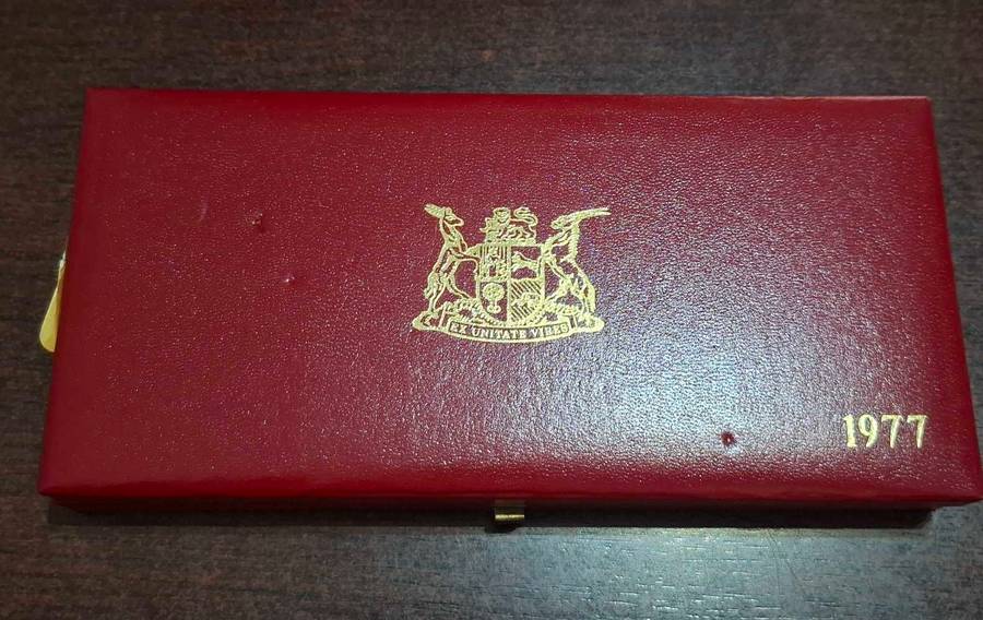 1977 RSA Proof Set in Original Red SA Mint Box No Gold