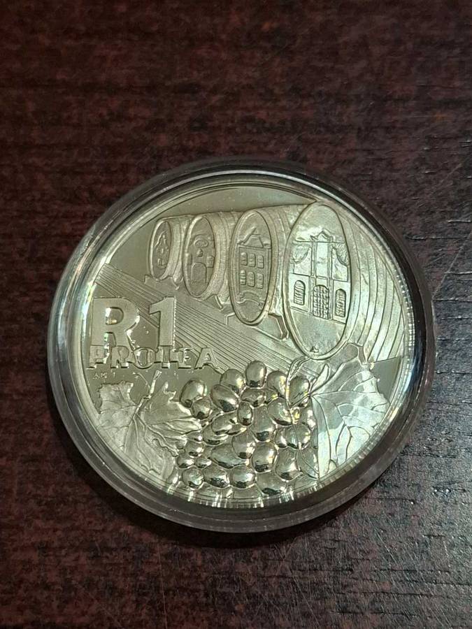 South Africa 2000 Wine Barrels 1 Rand Silver Coin,Proof