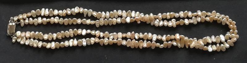 DOUBLE STRING FRESH WATER PEARLS *SILVER CLASP* 520MM