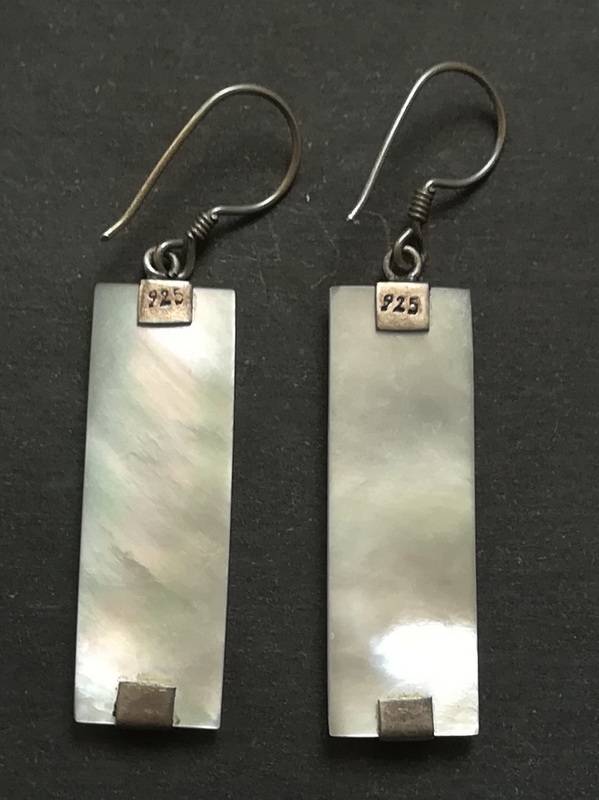 STERLING SILVER AND SHELL EARRINGS - SHELL 8 X 28MM