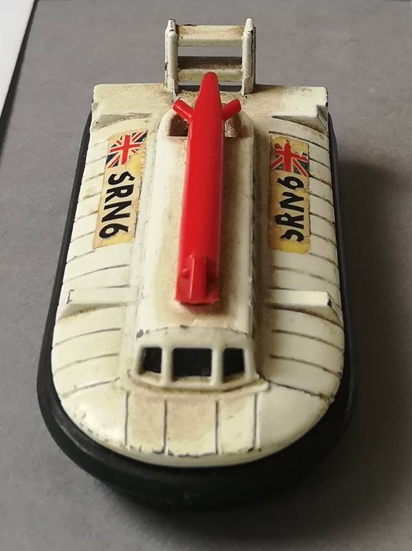 LESNEY MATCHBOX SUPERFAST NO.72 HOVERCRAFT