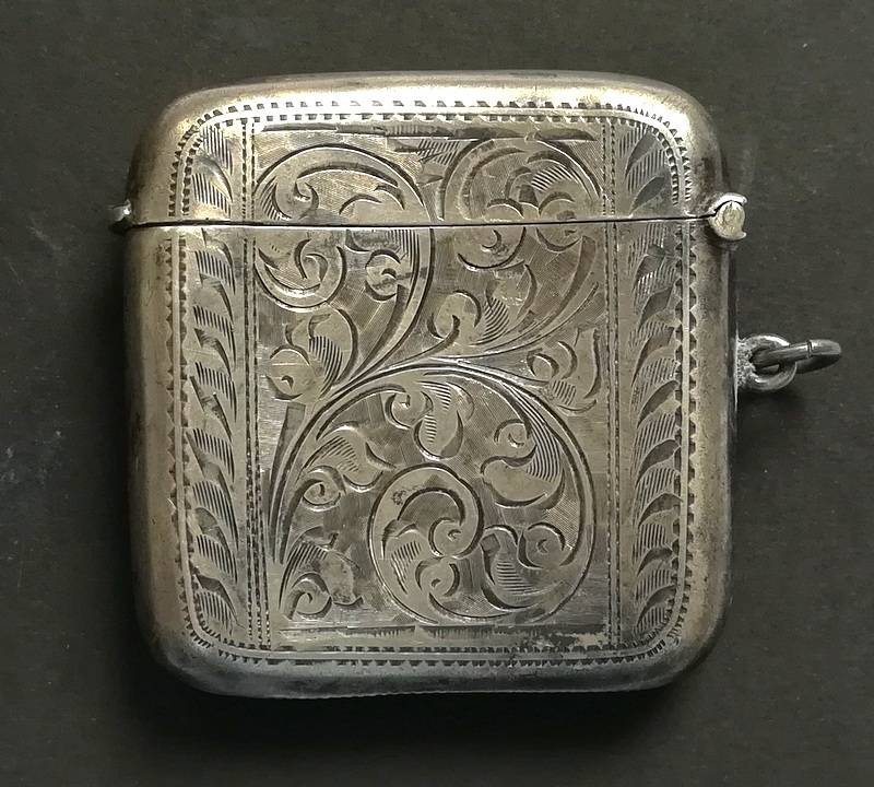 STERLING SILVER  BIRMINGHAM 1907 VESTA CASE  48X48MM 31.4 GRAMS