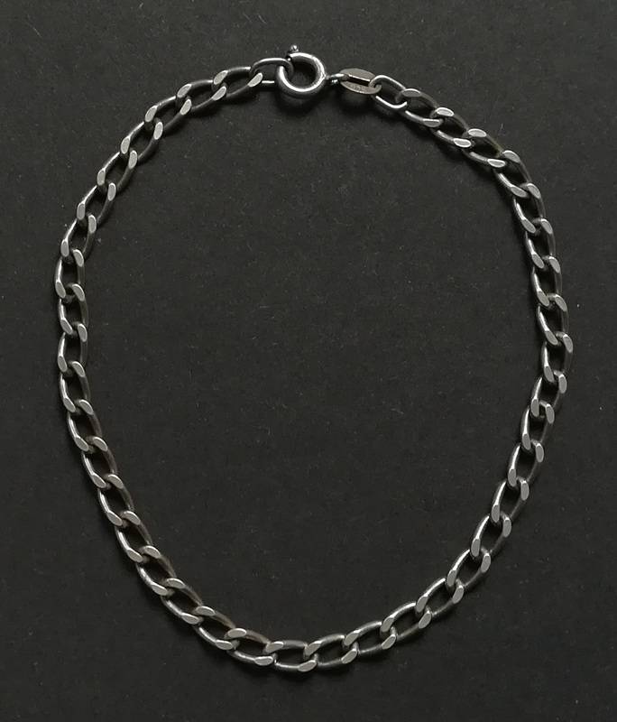 STERLING SILVER CHAIN BRACELET  190MMX2MMX2MM 4 GRAMS