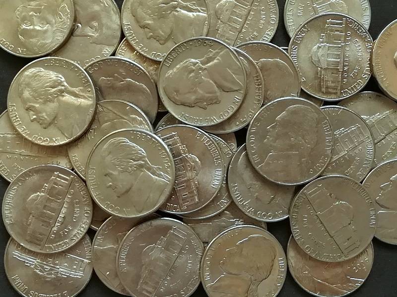 UNITED STATES 5 CENT MIXED LOT (50 COINS)