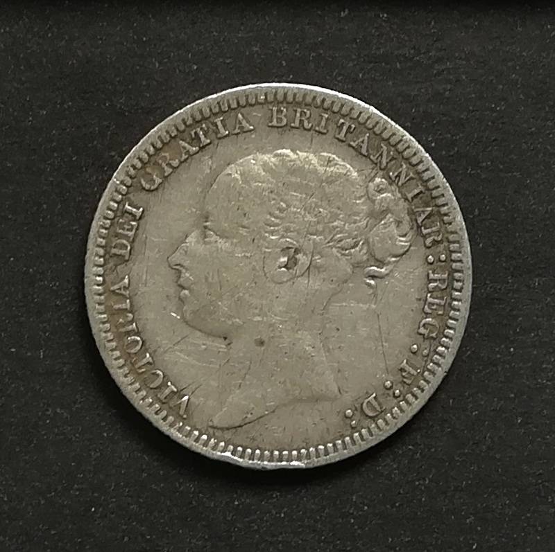 GREAT BRITAIN SILVER 1880 6 PENCE