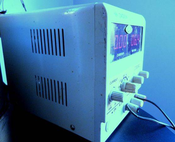 DC POWER SUPPLY .TXN-11502D. ZAOXIN