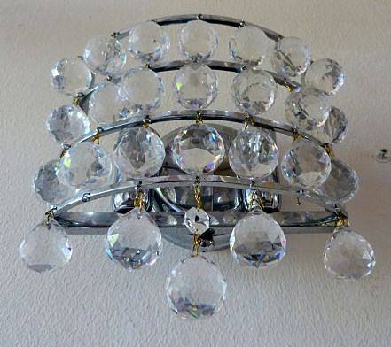 CRYSTAL GLASS WALL LIGHT