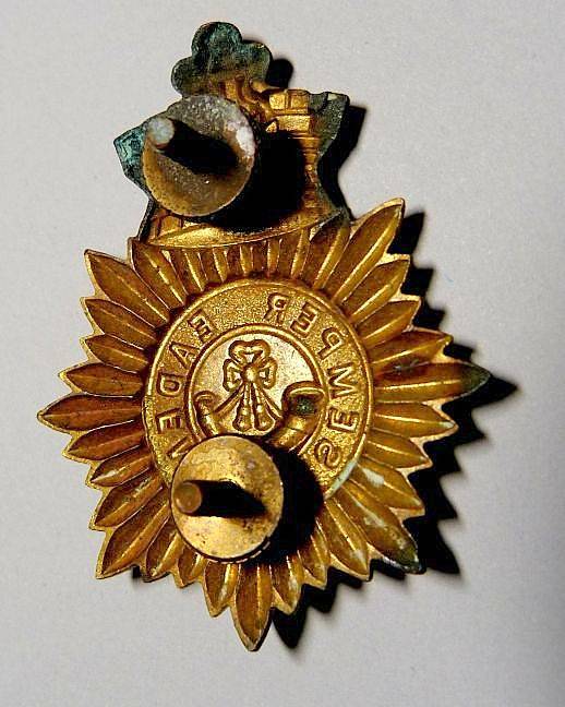 BARET BADGE "SEMPER EADEM".SA