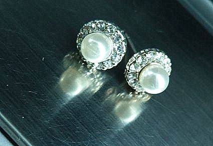 STRIKING STUDS. COSTUME JEWELLERY. UNUSED