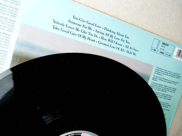 WHITNEY HUSTON .VINTAGE VINYL RECORD. EXC.CONDITION