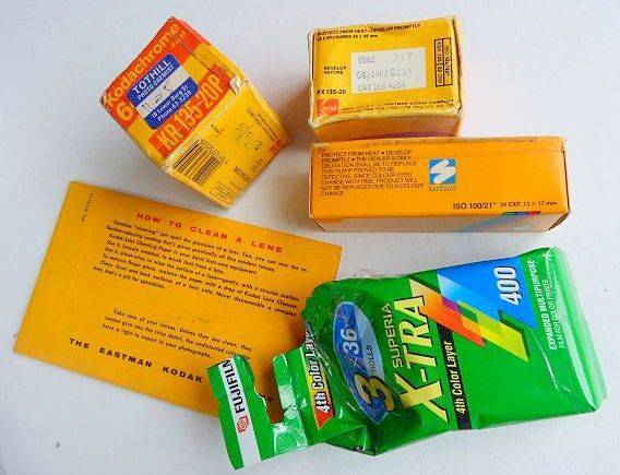 FILM ROLLS SEALED EXPIRED AND ACCESSORIES