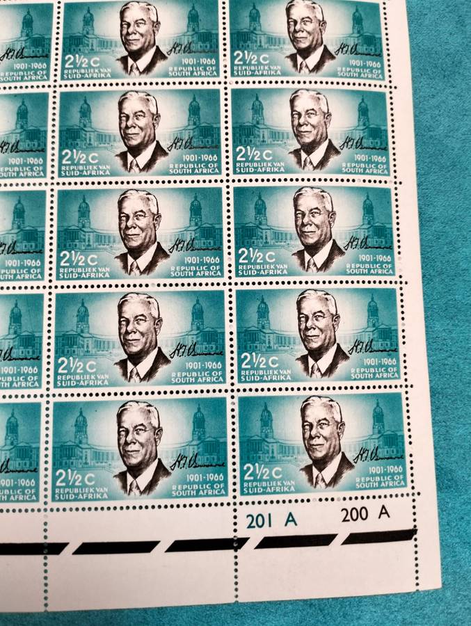 SOUTH AFRICA (1966 2½c  VERWOERD) FULL SHEET