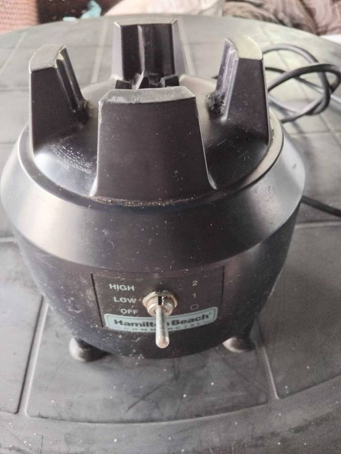 HAMILTON BEACH HBB 908 SA BAR BLENDER ( NO JUG )