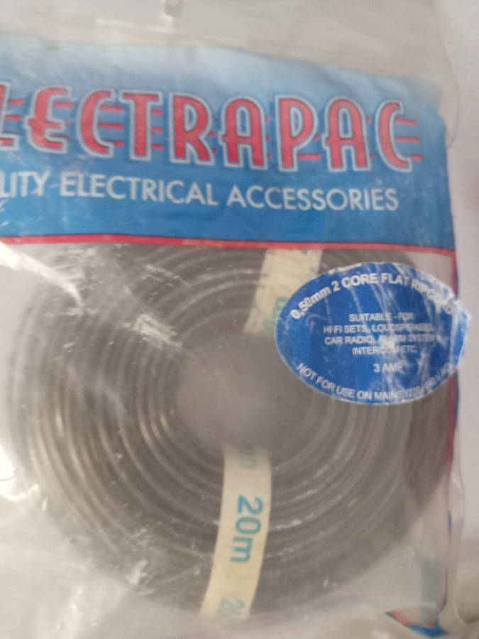 Ripcord : 0.50mm for music systems, alarms etc. 40 metres.